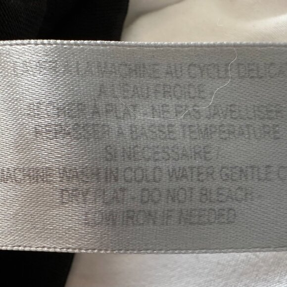 BLACK MOCK-NECK TOP CONTEMPORAINE SIMONS - Picture 4 of 7